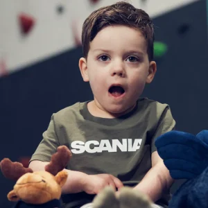 Scania Kläder | Grön t-shirt med ordmärke – barn
