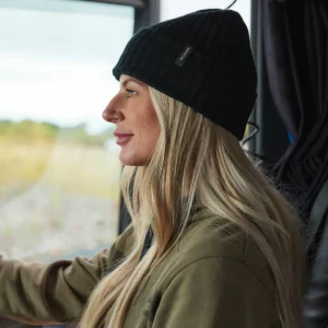 Scania Kepsar & Mössor | Kepsar & Mössor | Svart ribbstickad mössa